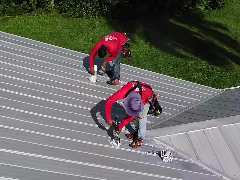 Metal roof — roof replacement